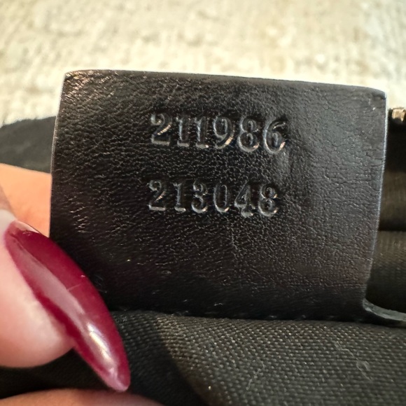 GUCCI HOBO BAG - BLACK MONOGRAM **VERY GOOD CONDITION** - Picture 6 of 10